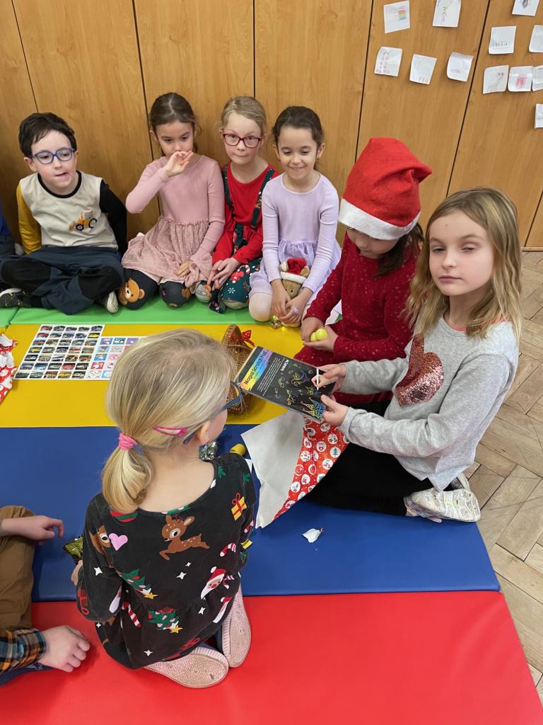 Vánoční den v první třídě, 20. 12. 2024