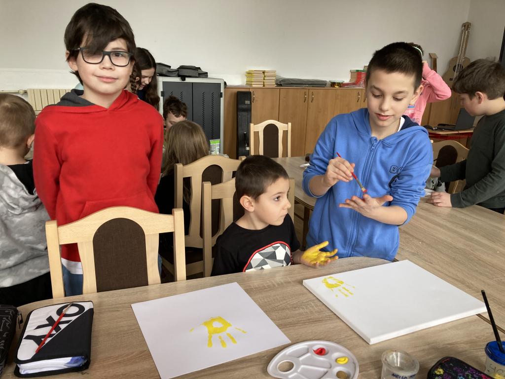 Mikroskopujeme s dětmi z MŠ, projekt Děti dětem - Rostliny kolem nás, 23. 1. 2025