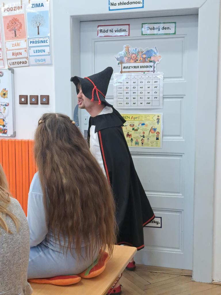 Divadelní představení Z Devatera pohádek, 25. 4. 2025
