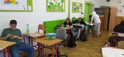 Malování vajíček a zdobení vajíčkovníku, 4. 4. 2025