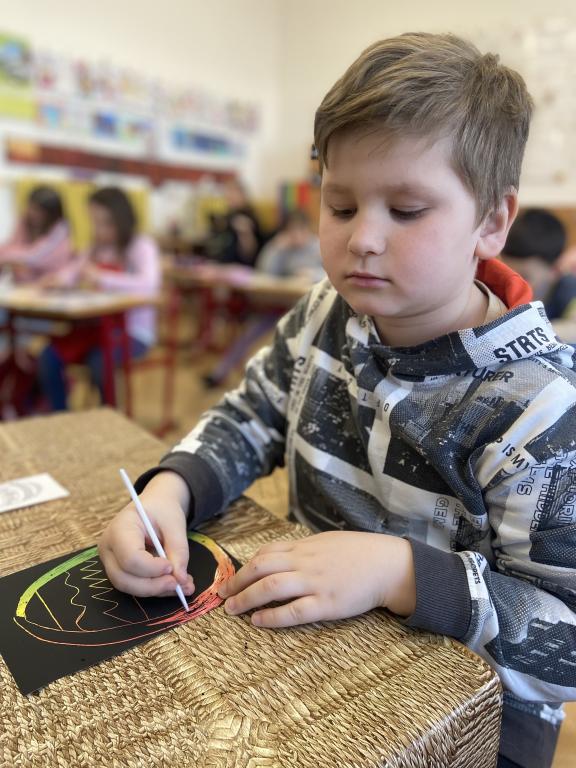 Veselé Velikonoce přeje 2. B, 17. 4. 2025