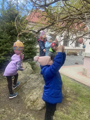 Zdobení školního vajíčkovníku, 1. 4. 2025
