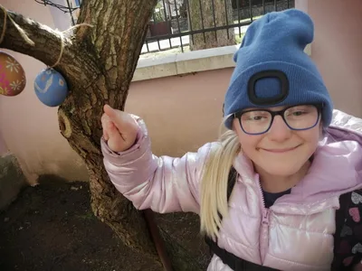 Zdobení vajíček a jejich věšení na školní vajíčkovník, 1. 4. 2025