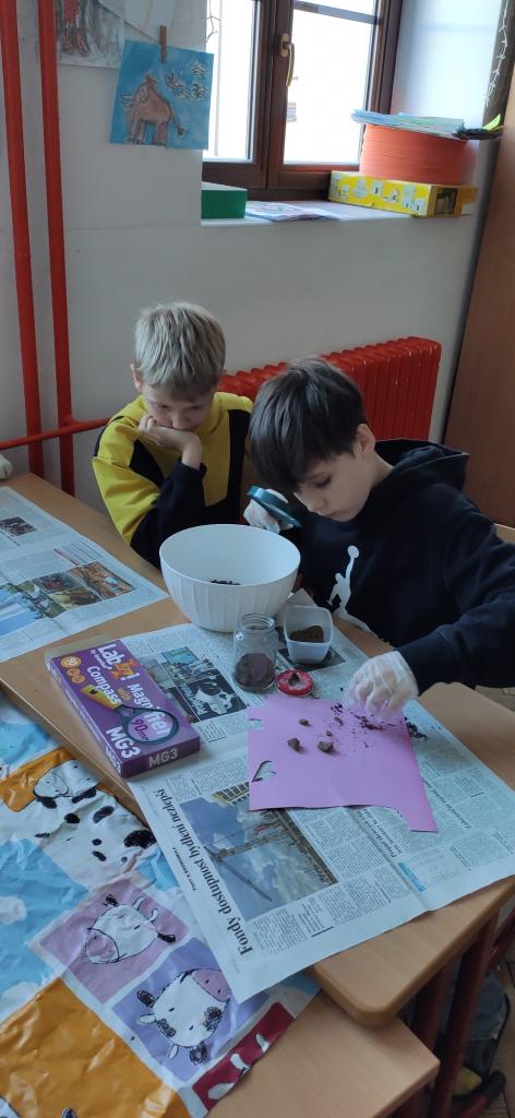 Vlastivěda - laboratorní práce, 23. 5. 2025