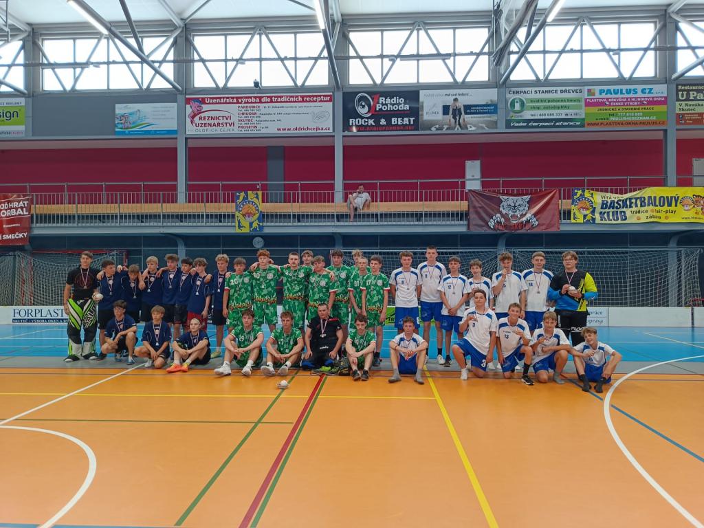 Vlčí turnaj ve florbale – vítězství pro naše starší žáky!, 30. 6. 2025