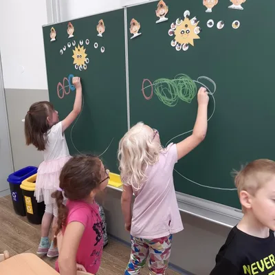 Přípravná třída - kreslíme korálky, 4. 9. 2025
