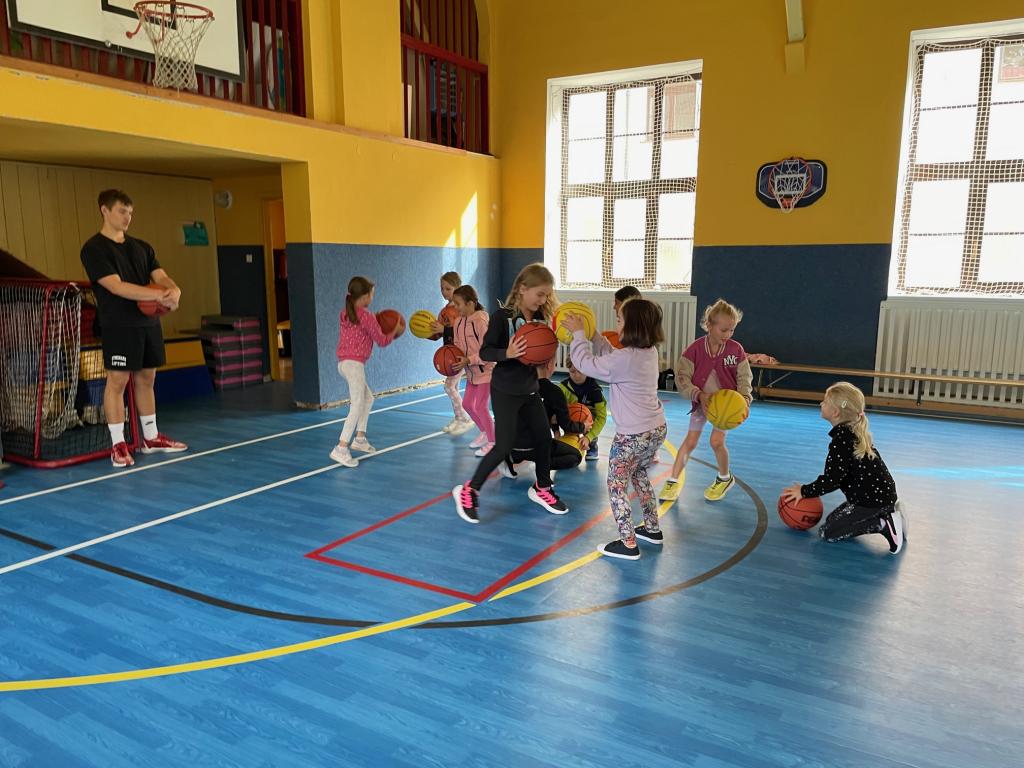 Projektové vyučování - Den s basketbalem, 16. 9. 2025