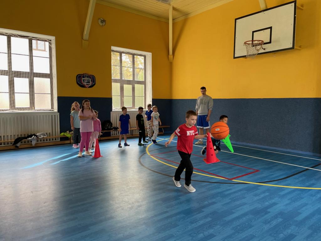 Projektové vyučování - Den s basketbalem, 16. 9. 2025