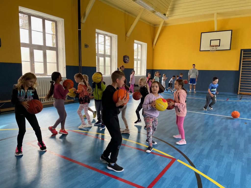 Projektové vyučování - Den s basketbalem, 16. 9. 2025