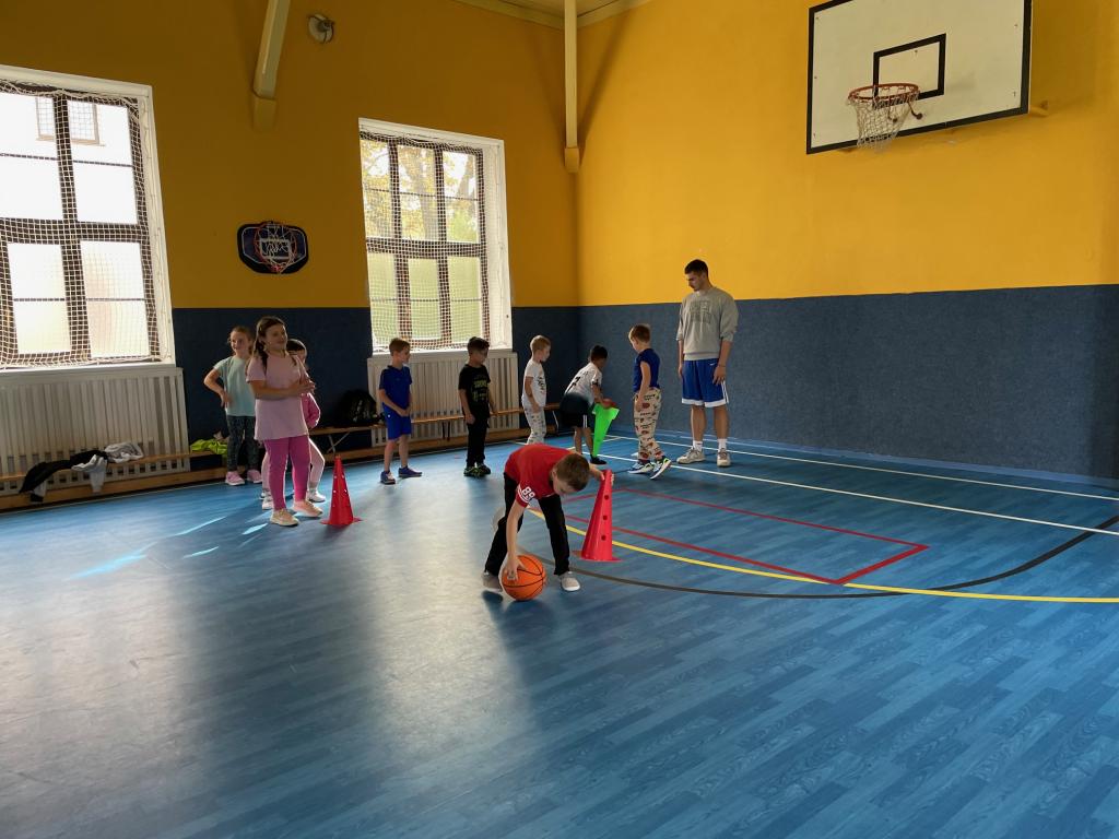 Projektové vyučování - Den s basketbalem, 16. 9. 2025