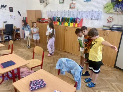 Seznamujeme se sprvňáčky a novým žáčkem, 2. 9. 2025