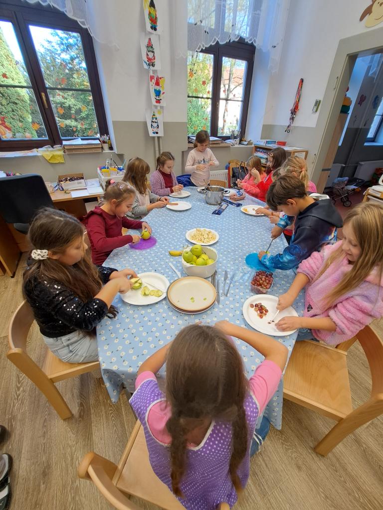 Divadelní představení Jak kuchtička Bertička připálila vajíčka., 24. 10. 2025