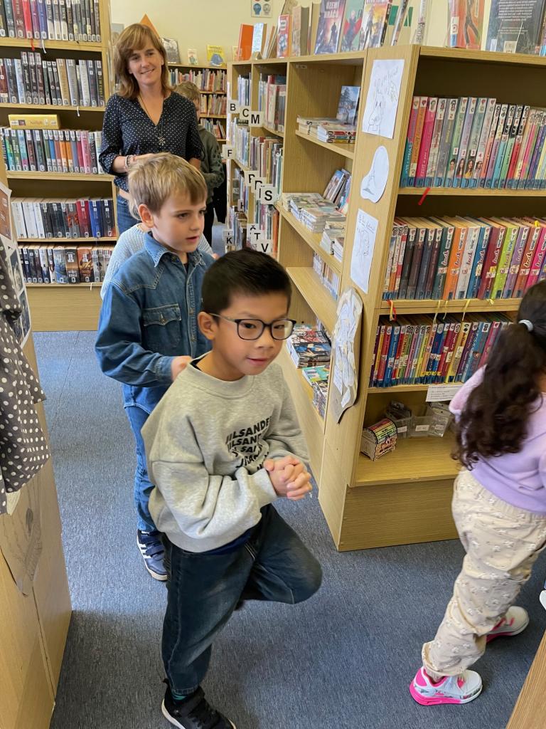 Městská knihovna - naše první návštěva, 17. 10. 2025