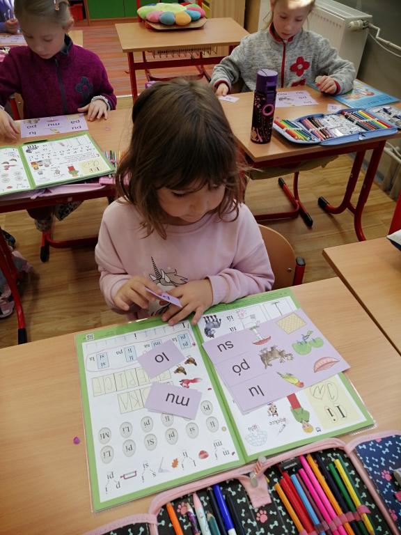 První listopadový týden v 1. třídě, 7. 11. 2025