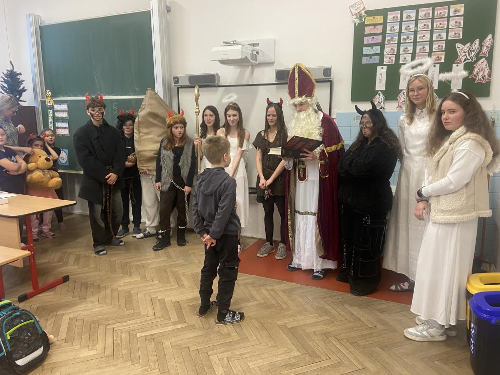 Mikuláš ve škole, 5. 12. 2025