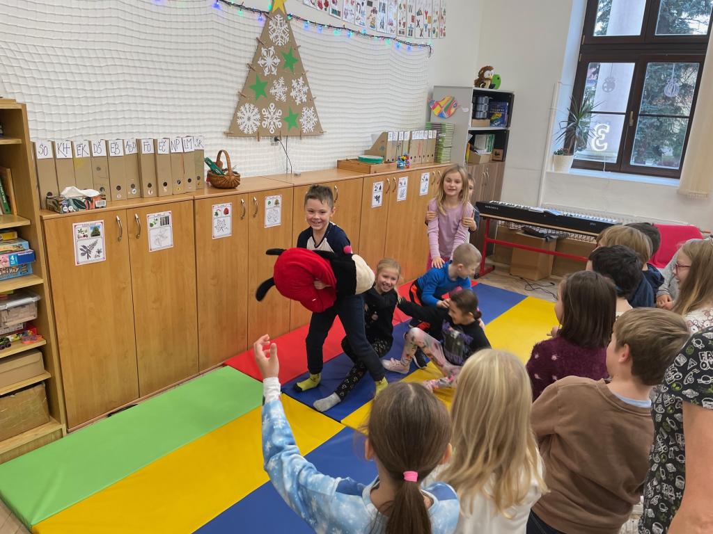 Pohádka O veliké řepě, 5. 12. 2025