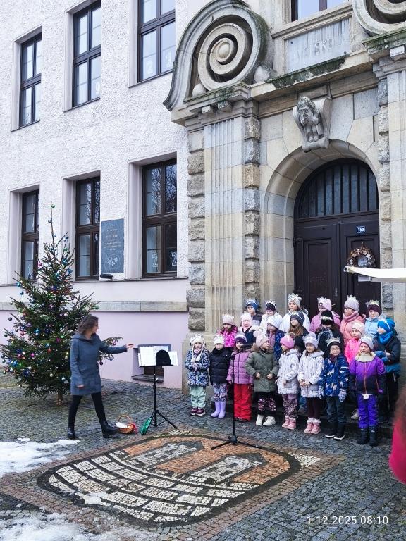 Tradiční zpívání u stromečku, 1. 12. 2025