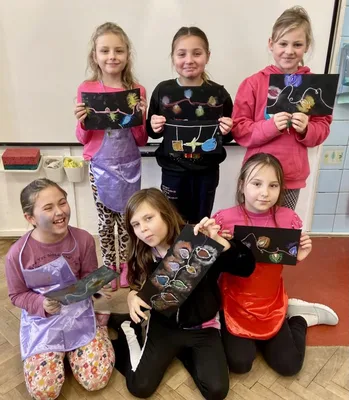 Výtvarná výchova a suché pastely, 8. 12. 2025