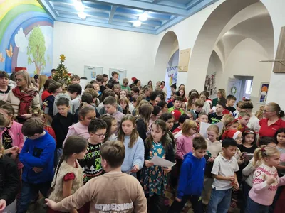 Zpívání u stromečku aneb poslední školní den roku 2025 spolu, 19. 12. 2025
