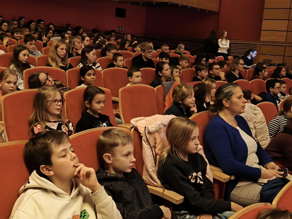 ZUŠ koncert, 2. 12. 2025