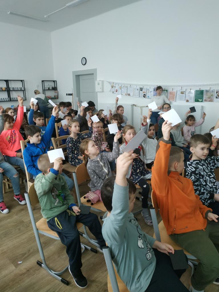 Celoškolní projekt - saláty a pomazánky, 26. 2. 2026