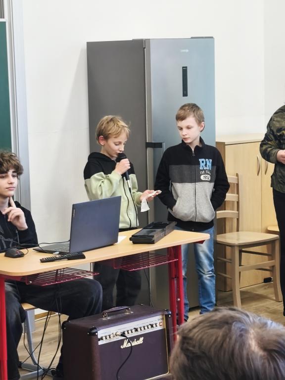Den plný chutí a zdraví: Čtvrťáci a osmáci učili školu i veřejnost, jak správně jíst, 26. 2. 2026