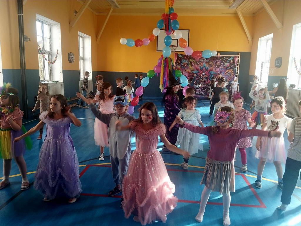 Karneval v ,,RIU,, ve školní družině., 28. 2. 2026