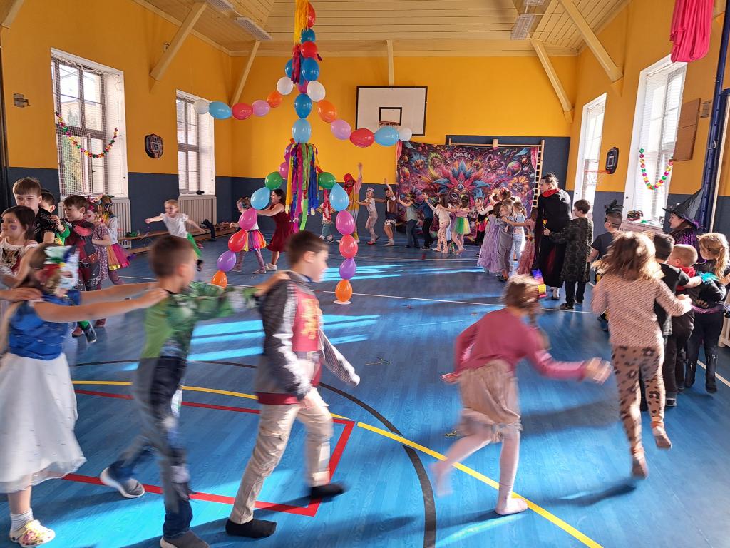 Karneval v ,,RIU,, ve školní družině., 28. 2. 2026