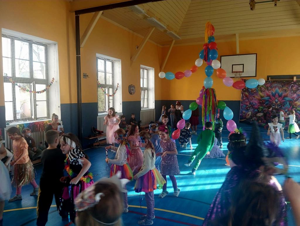 Karneval v ,,RIU,, ve školní družině., 28. 2. 2026