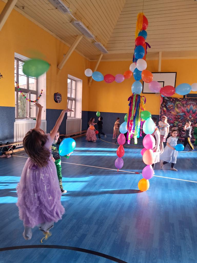 Karneval v ,,RIU,, ve školní družině., 28. 2. 2026