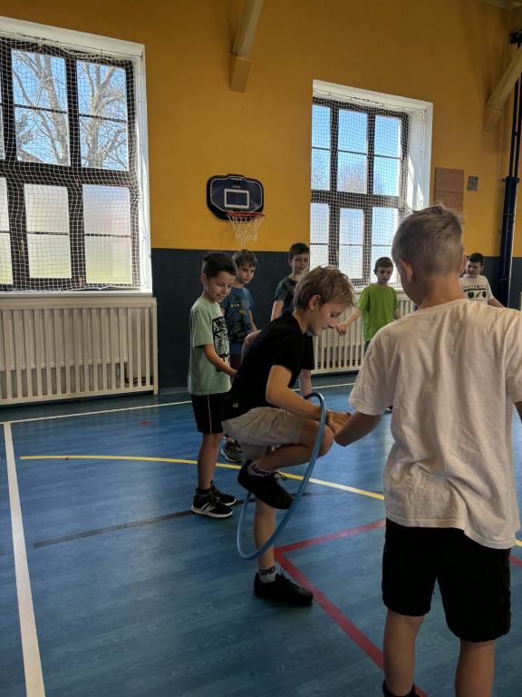 Školní zimní olympiáda v tělocvičně, 2. 3. 2026