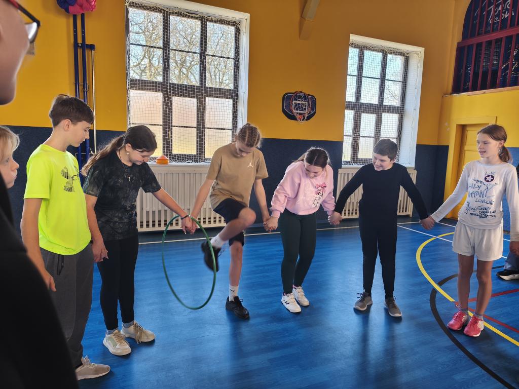 Školní zimní olympijské hry v tělocvičně, 2. 3. 2026