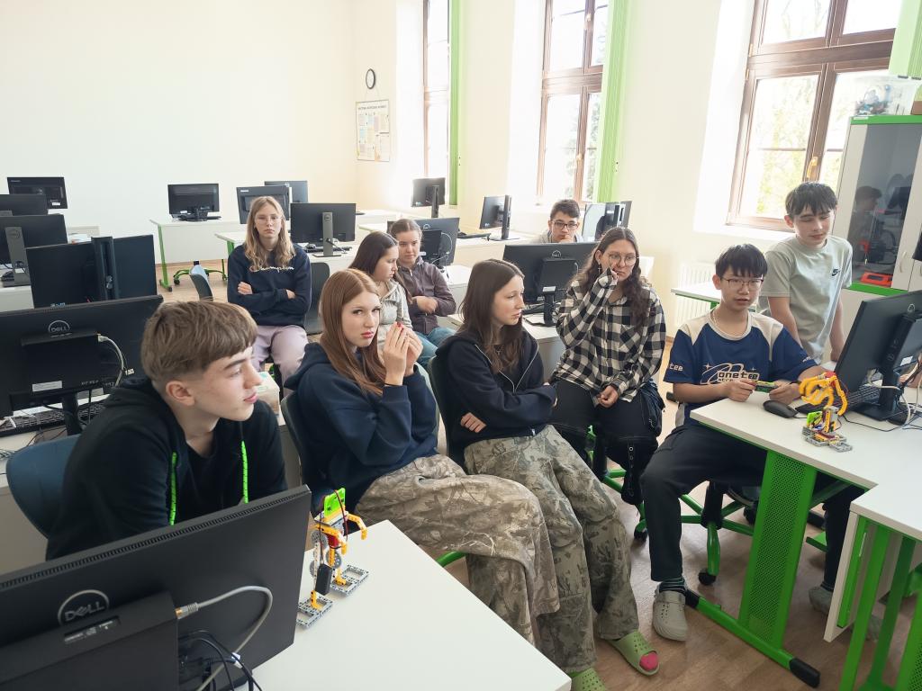 Stavba a programování robotů, 30. 4. 2026