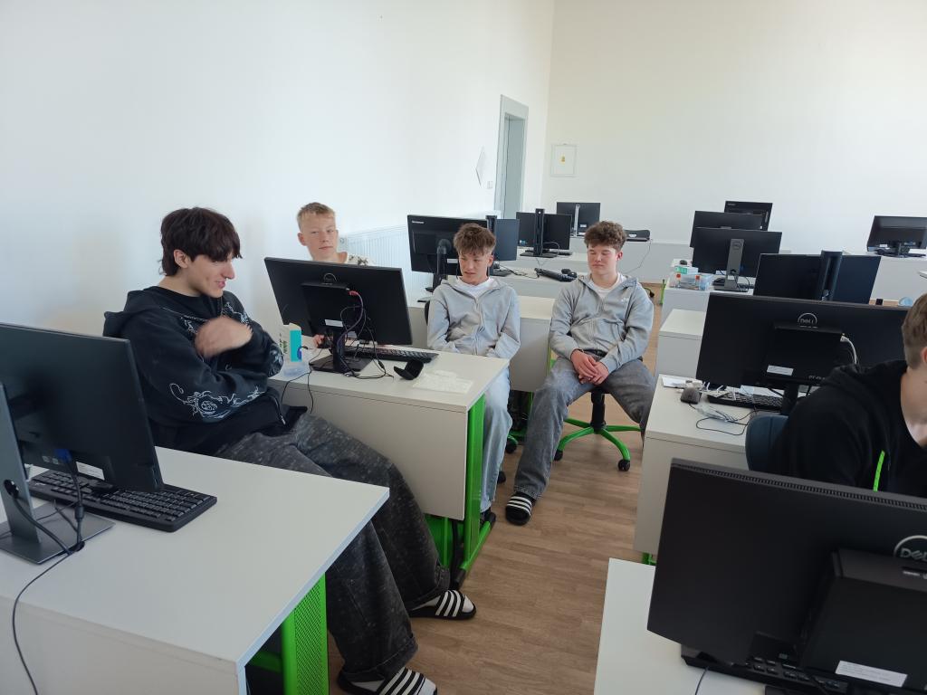 Stavba a programování robotů, 30. 4. 2026