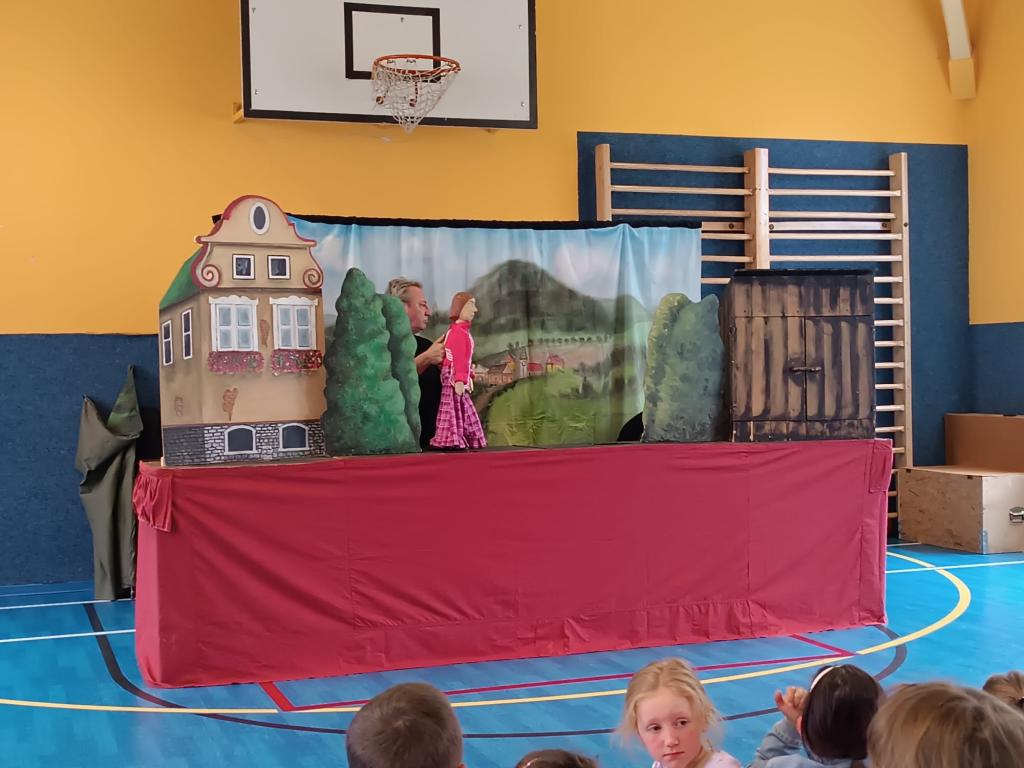 Třicátý čtvrtý týden ve školní družině., 23. 5. 2026