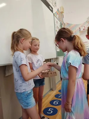 AHOJ, 1. TŘÍDO anebo konec června u prvňáků a KRÁSNÉ PRÁZDNINY VŠEM!!!, 29. 6. 2026
