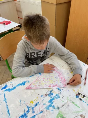 Kdo si dá pizzu?, 5. 6. 2026