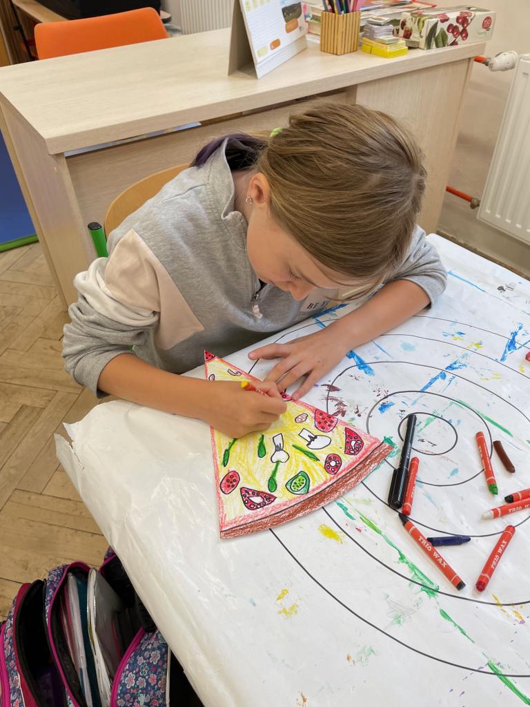 Kdo si dá pizzu?, 5. 6. 2026